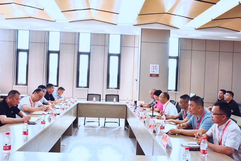 龙港市政协“文史号”委员共富动车组 对海塘安澜工程文化建设来了场“民生议事堂”